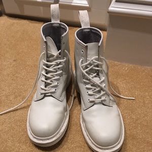 1460 Mono Smooth Leather Lace Up Dr Martens